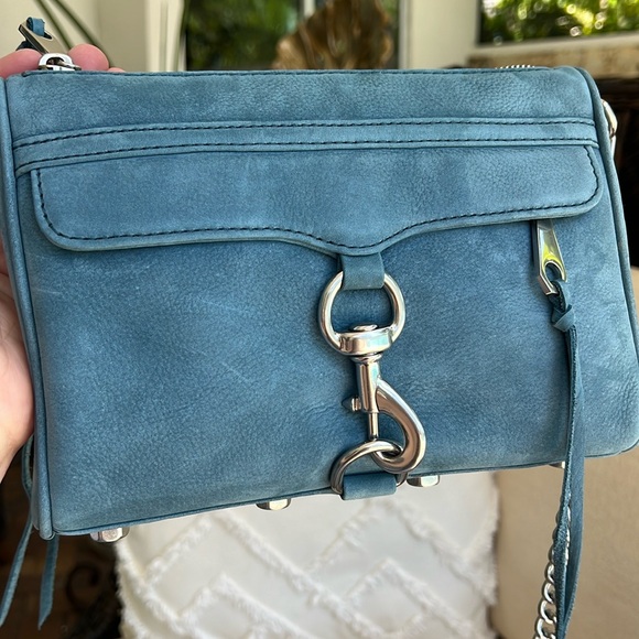 New REBECCA MINKOFF Mini Mac suede crossbody bag cloud blue - Picture 5 of 17